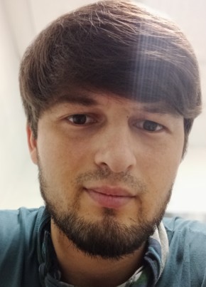 Макс из Екатеринбурга 22 года