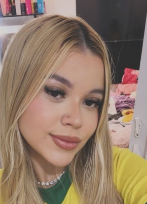 Aline Gomes из Fortaleza 23 года