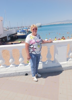 Марина, 61, Україна, Єнакієве