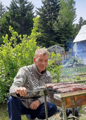 Павел из Южно-Сахалинска 47 лет