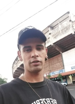 Gustavo из Serrana 31 год