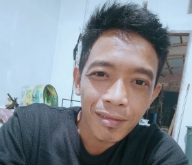 Edy, 30, Kualatungkal
