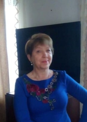 Марина, 62, Россия, Батайск