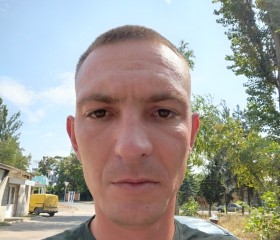Egor Onipko, 35, Donetsk