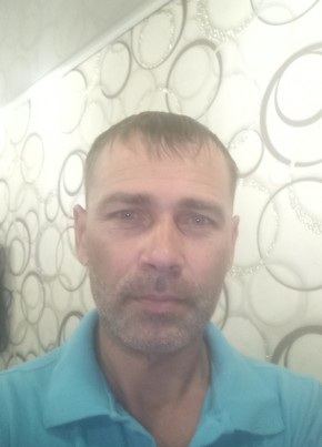 Андрей из Бийска 43 года