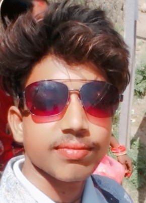 Shahid, 18, India, New Delhi