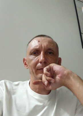 Андрей из Богучара 46 лет
