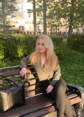 Кристина, 28, Россия, Москва