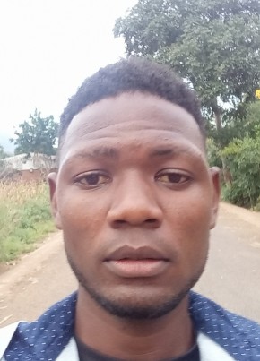 Van Ma, 25, Malaŵi, Blantyre
