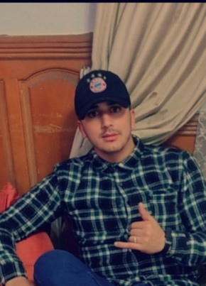 Malik, 29, People’s Democratic Republic of Algeria, Oran