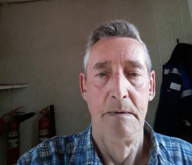 Валерий, 68 лет, Пермь