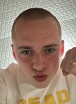 Denis, 18, Bryansk