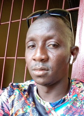 Kalil Condé, 30, République de Guinée, Camayenne