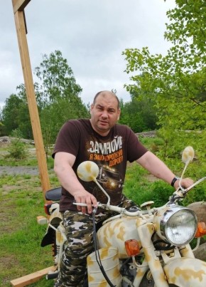 Юрий из Москвы 43 года