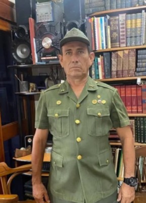 arturo nava из Maracaibo 60 лет