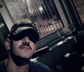 Βασίλης, 21, Patra