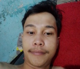 Riski, 24, Bengkulu