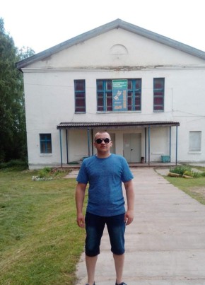 Василий, 40, Россия, Казань