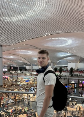 Maksim, 20, Russia, Saint Petersburg