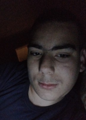 Ja se zove Mihaj из Вршаца 18 лет