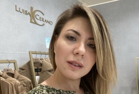Elena, 35 - Just Me