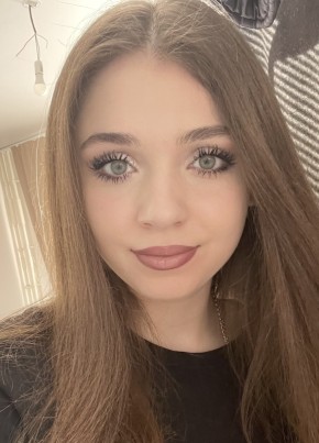 A, 19, Russia, Moscow