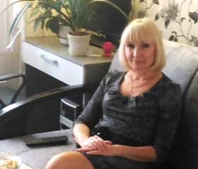 Elena, 65, Novosibirsk