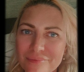 Zhanna, 43, Saint Petersburg