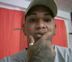 Jair Fabián, 32, London