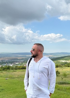 Николай