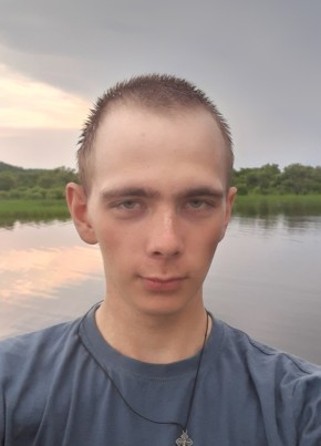 Олег, 26, Россия, Ялуторовск