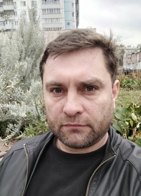Dmitriy, 42, Russia, Moscow