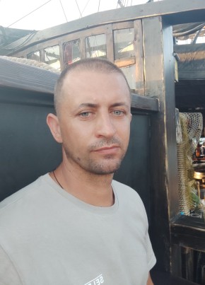 Victor, 41, Republica Moldova, Chişinău