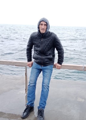 Максим из Комсомольска-на-Амуре 52 года