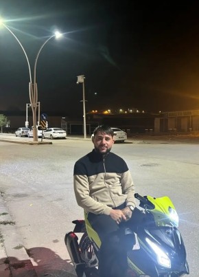 Ateş из Özalp 23 года