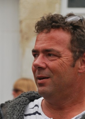 Fred, 49, République Française, Angoulême