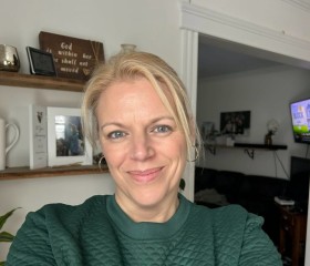 Chloe, 46, Philadelphia