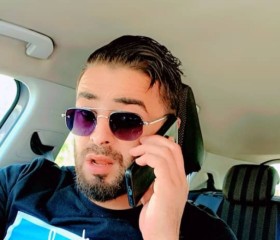 Kiki, 30, Khemis el Khechna
