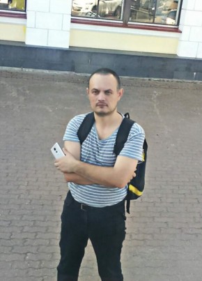 Александр, 41, Россия, Волхов