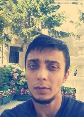 Alaaddin İzmirli, 34, Türkiye Cumhuriyeti, Burdur