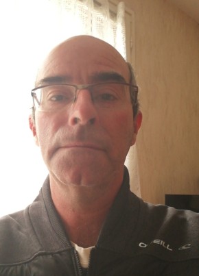 Bernard, 49, République Française, Aubergenville
