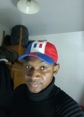 Bakary, 22, République Française, Paris