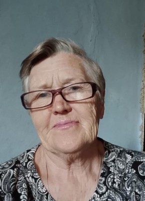 Светлана из Новосибирска 67 лет