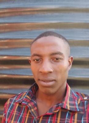 Levi, 22, Uganda, Jinja