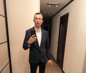 Igor Ivanov, 40, Moscow