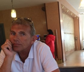 Konstantin, 46, Moscow
