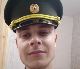 Mikhail, 22, Ottawa