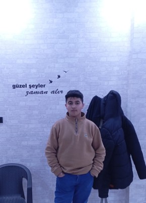 Harun, 18, Turkey, Adana