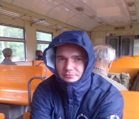 Maksim Bogdanov, 38, Saint Petersburg