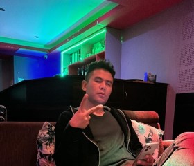 John, 33, Thimphu
